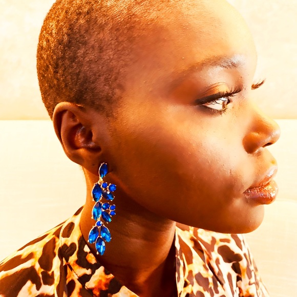Chandelier style Large Blue Drop Earrings - Picture 1 of 2